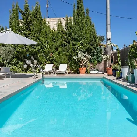 Paloma With Private Pool, Located 350m To The Sea And Tram Station!
