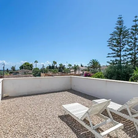 Paloma With Private Pool, Located 350m To The Sea And Tram Station! Holiday home