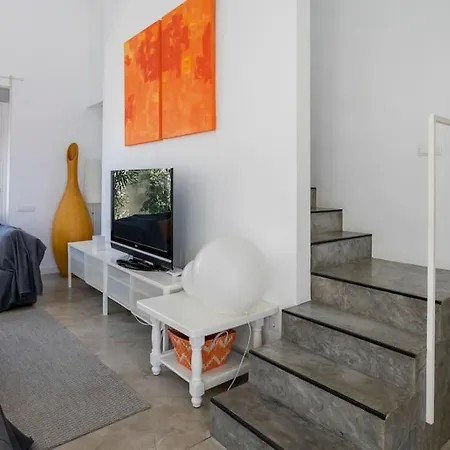 Paloma With Private Pool, Located 350m To The Sea And Tram Station! Alicante