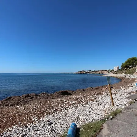 Paloma With Private Pool, Located 350m To The Sea And Tram Station! Holiday home